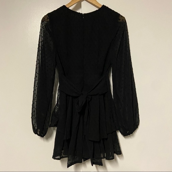 Entro Swiss dot black long sleeve Romper Size Small - Picture 9 of 10